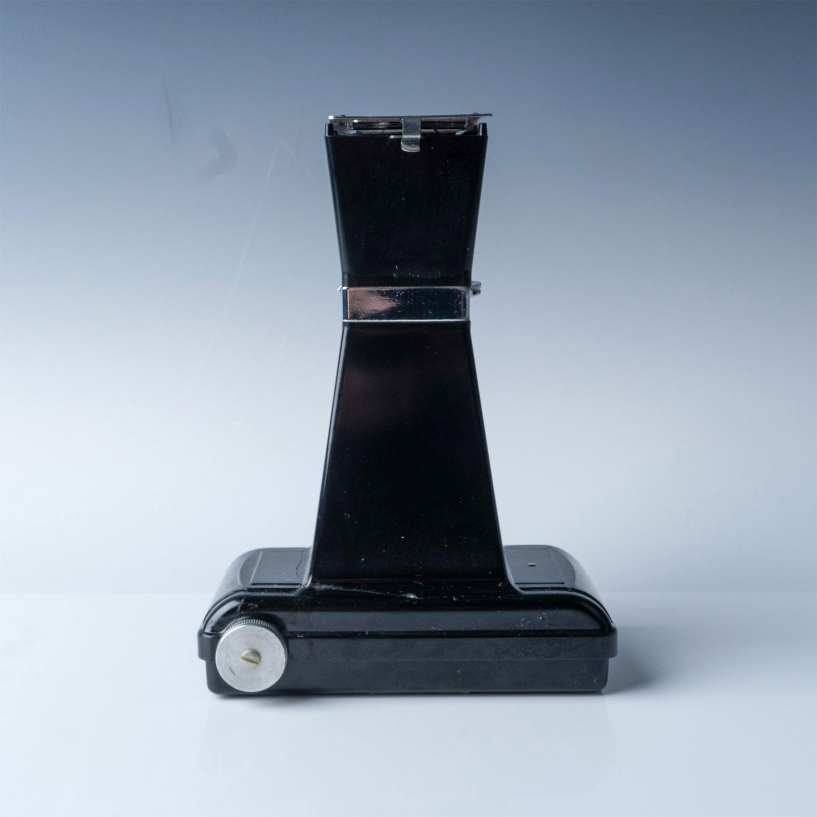 Testrite Cinelarger 35mm to 620 Film Enlarger: Vintage Testrite Cinelarger designed for enlarging 35mm film negatives, using 620 roll film (or 120 re-spooled onto a 620 spool) as the transfer format. Manufactured by Testrite Instrument Co., Inc., 