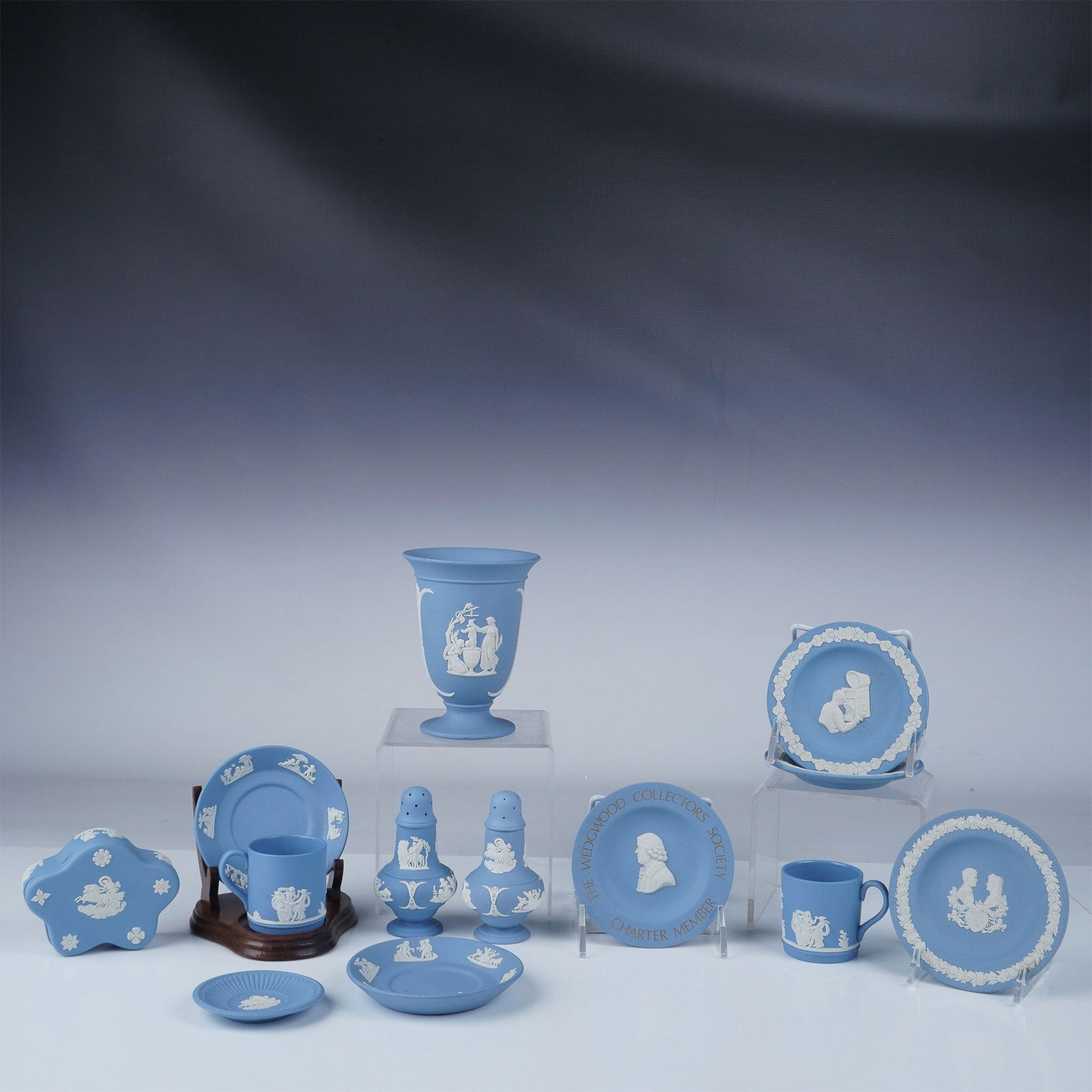 14pc Wedgwood  Blue Jasperware Tableware (1 of 8)