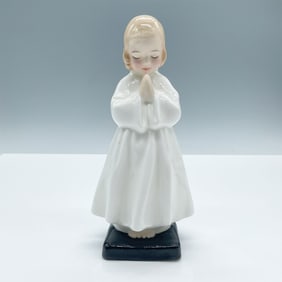Bedtime - HN1978 - Royal Doulton Figurine