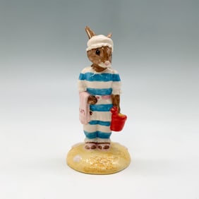 Royal Doulton Bunnykins Figurine, Mother Bunnykins DB189