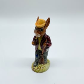 Royal Doulton Bunnykins Figurine, Autumn Days DB5