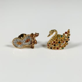 2pc Swarovski Crystal Mask and Swan Pins