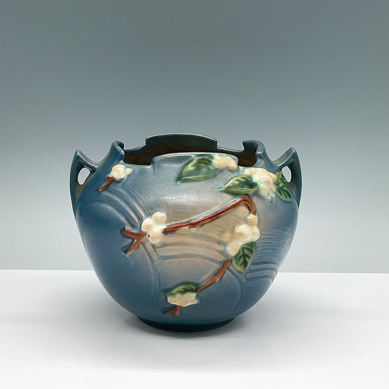 Roseville Pottery Snowberry Vase, Blue, 1BB-5 (1 of 3)