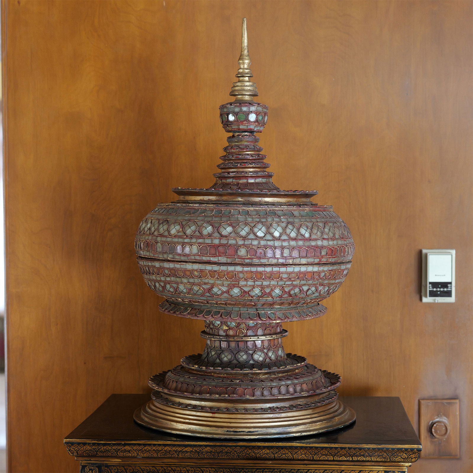 Burmese Shell Inlaid Offering Bowl, Mandalay (1 of 5)