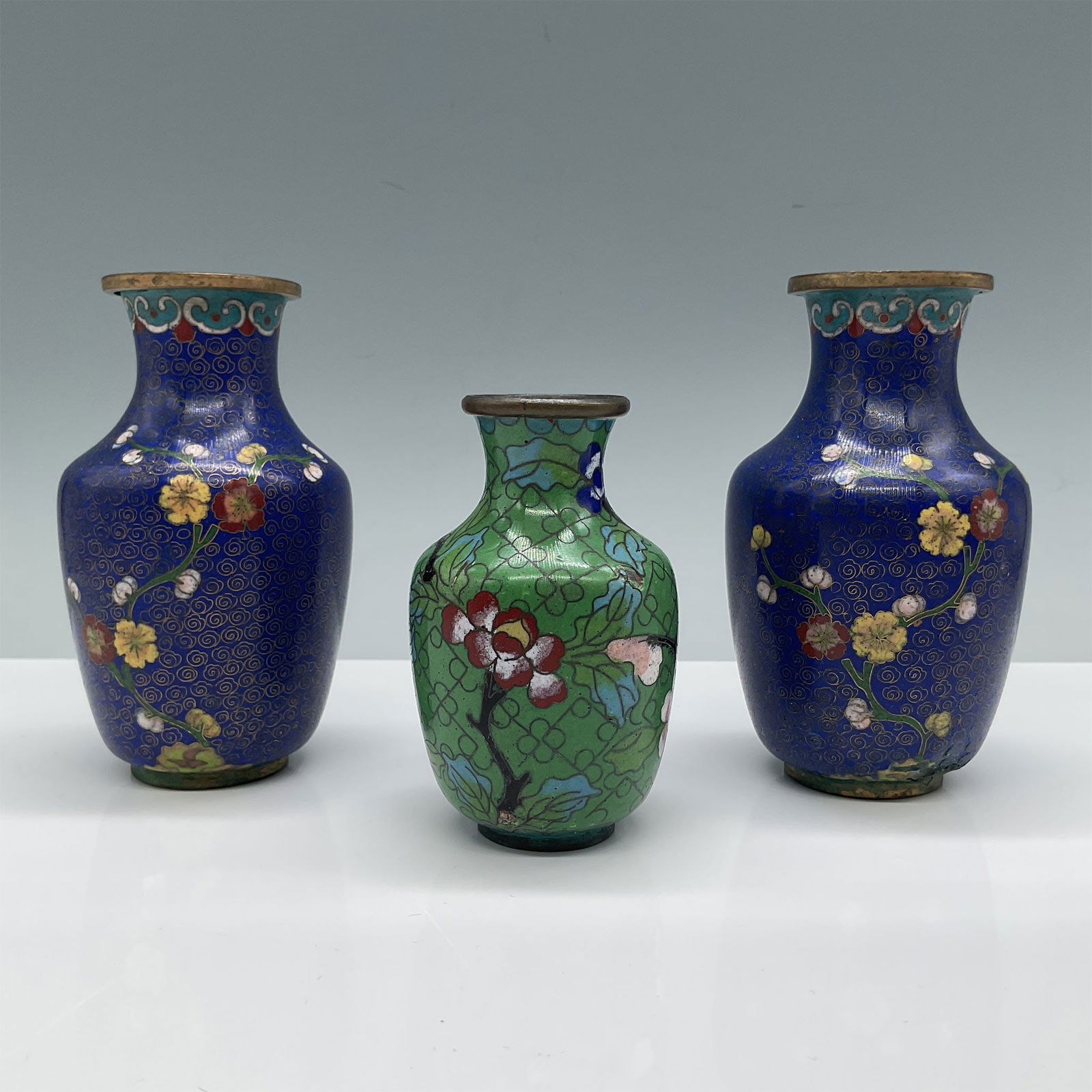 3pc Chinese Cloisonne Small Vases, Floral Designs (1 of 3)