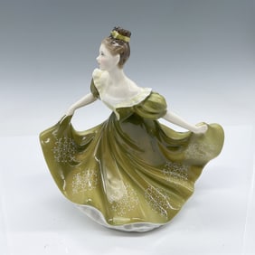 Lynne HN2329 - Royal Doulton Figurine