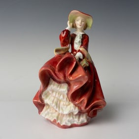 Top O' The Hill HN1834 - Royal Doulton Figurine