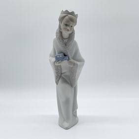 Lladro Porcelain Figurine, King Gaspar 01014674