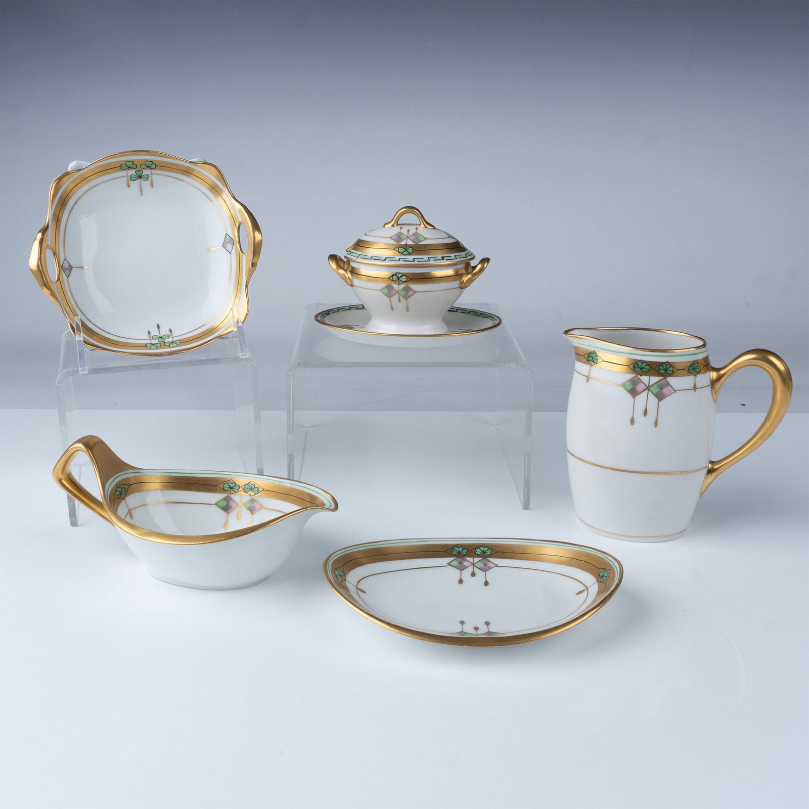 5pc Pickard China, Floral Pattern with Gold Trim (1 of 10)