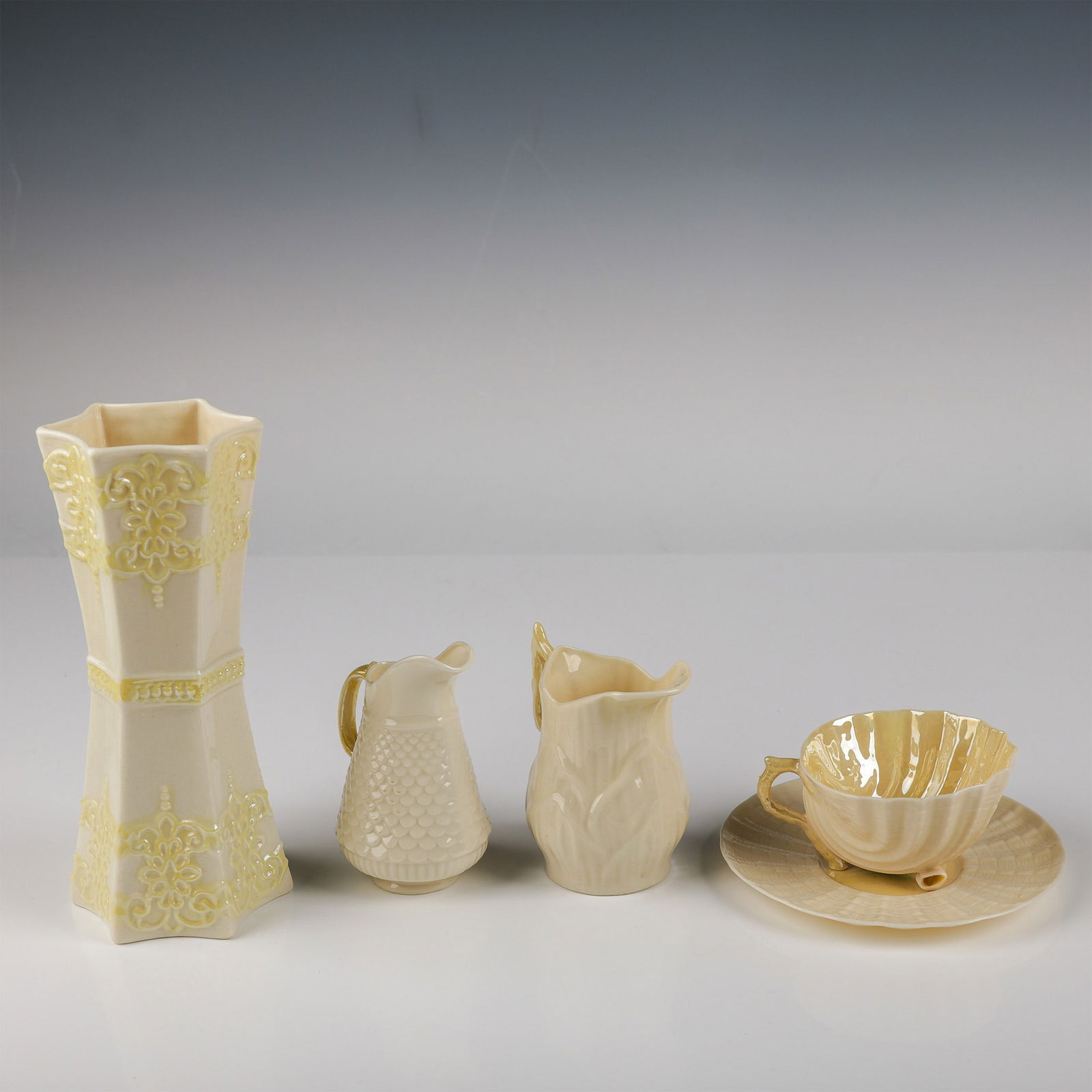 5pc Belleek Porcelain Cup and Saucer (1 of 6)