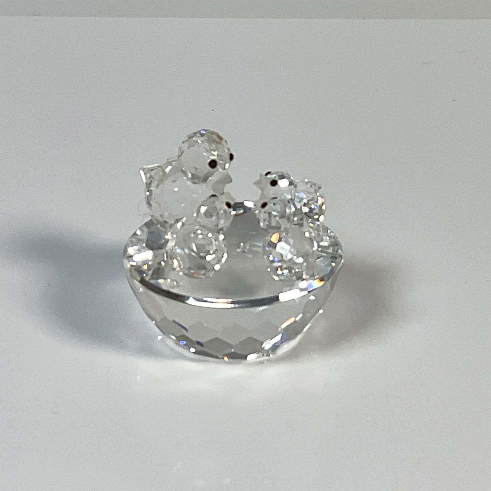 Swarovski Crystal Figurine, Birds' Nest 013842 (1 of 3)