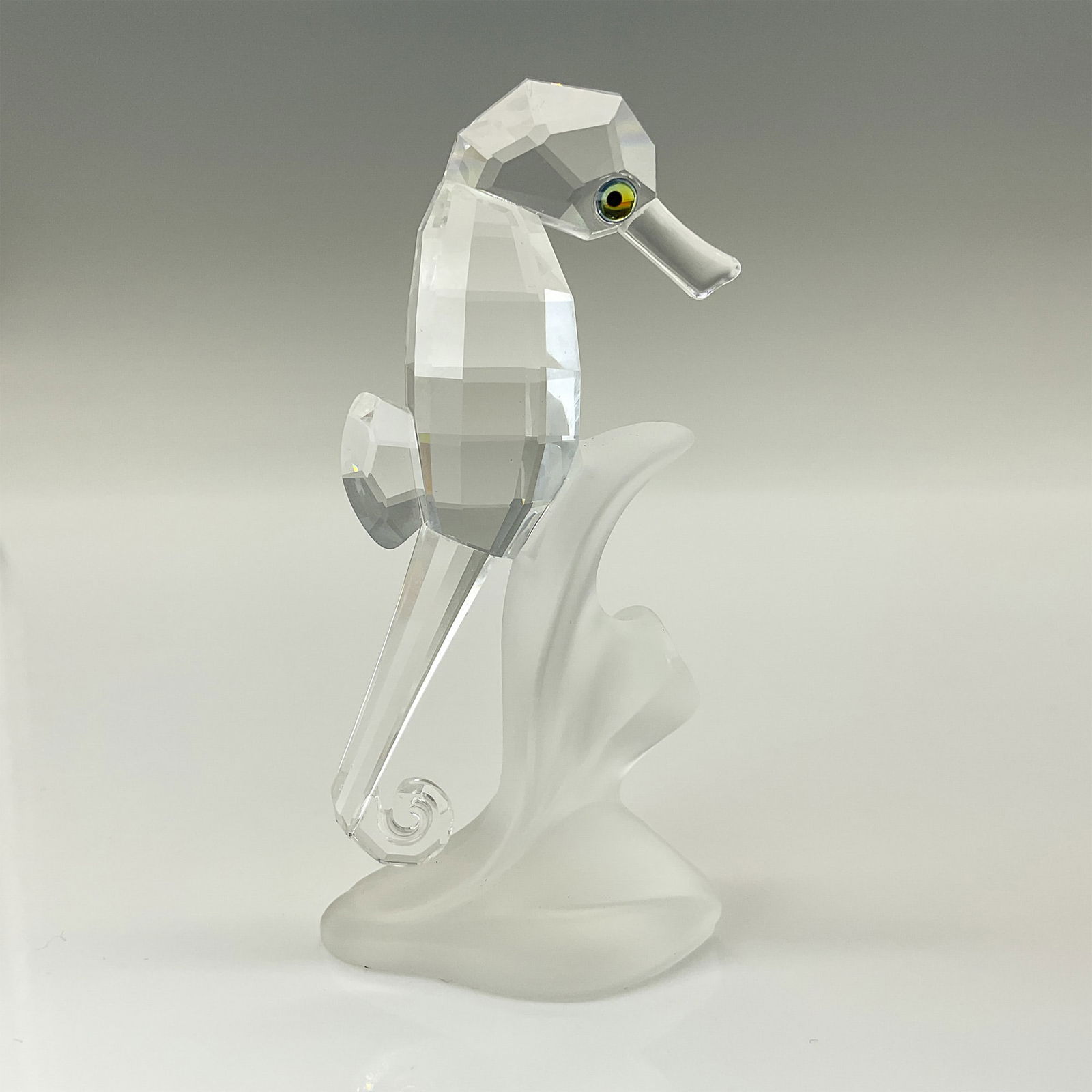 Swarovski Crystal Figurine, Seahorse 168683 (1 of 4)