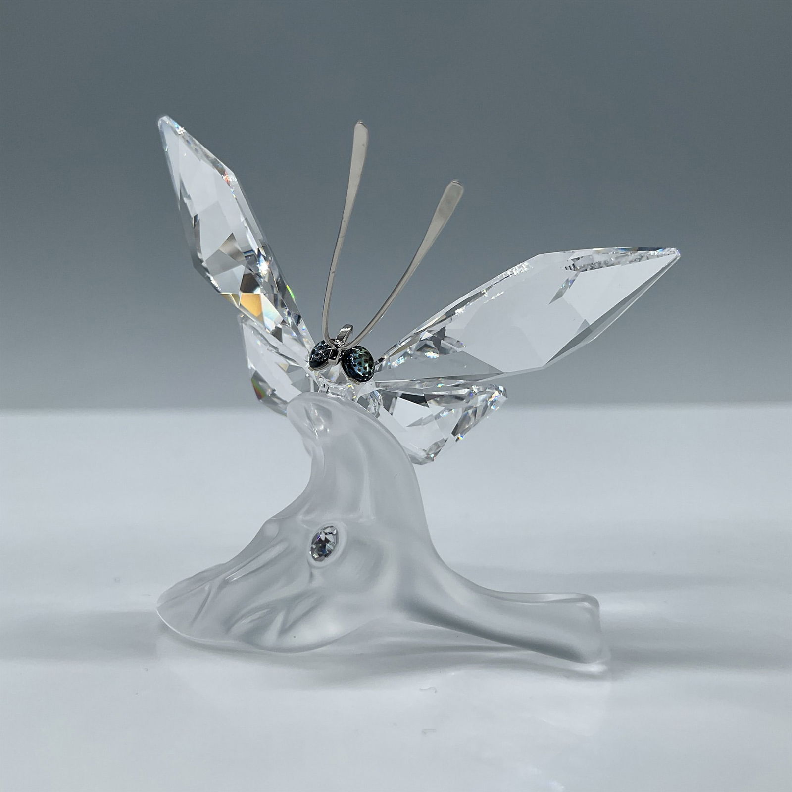Swarovski Crystal Figurine, Butterfly on a Leaf (1 of 5)