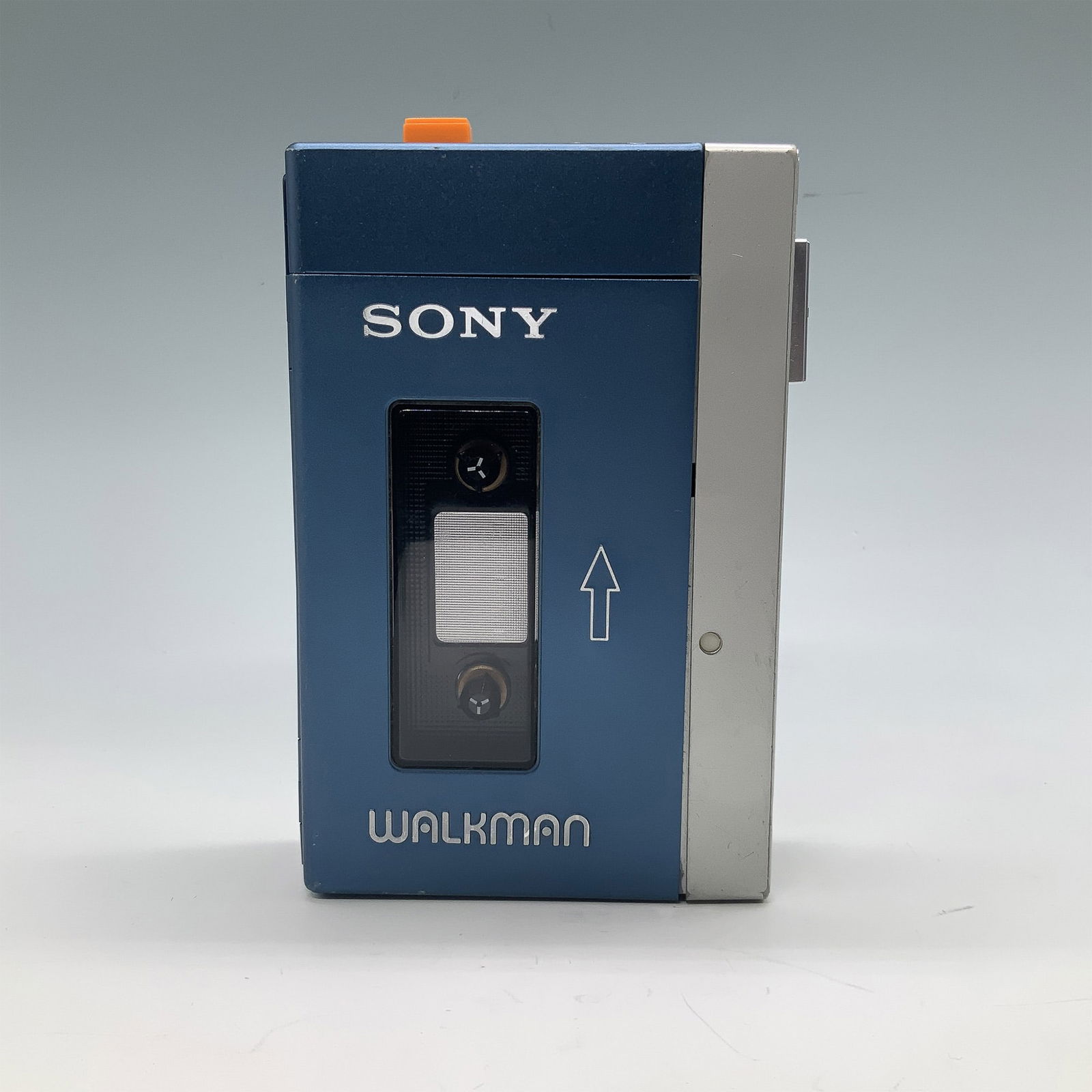 Vintage Sony Walkman TPS-L2 Cassette Player w/ Original Case (1 of 5)