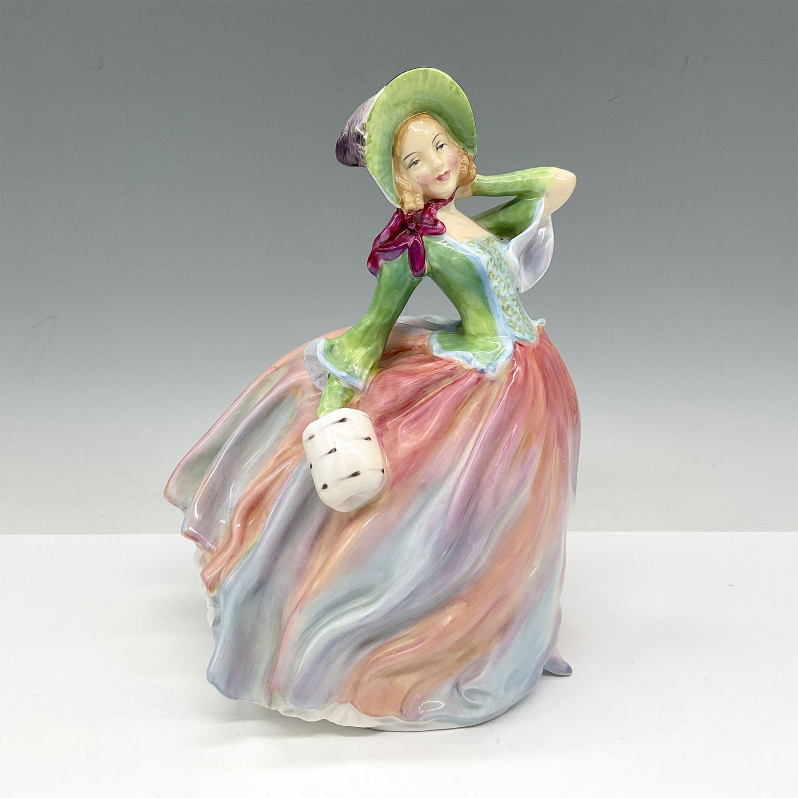 Royal Doulton Figurine, Autumn Breezes HN1911 (1 of 3)