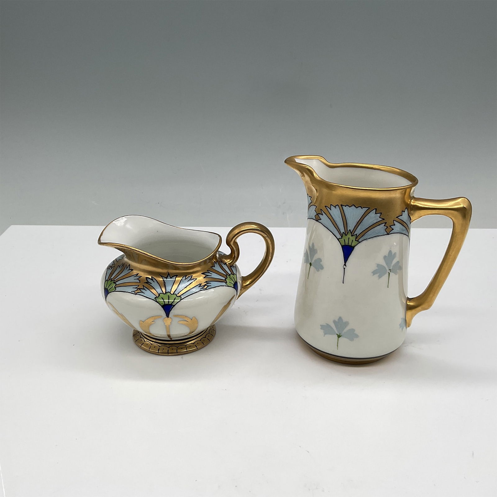 2pc Pickard Pitcher and Creamer, Cornflower (1 of 3)