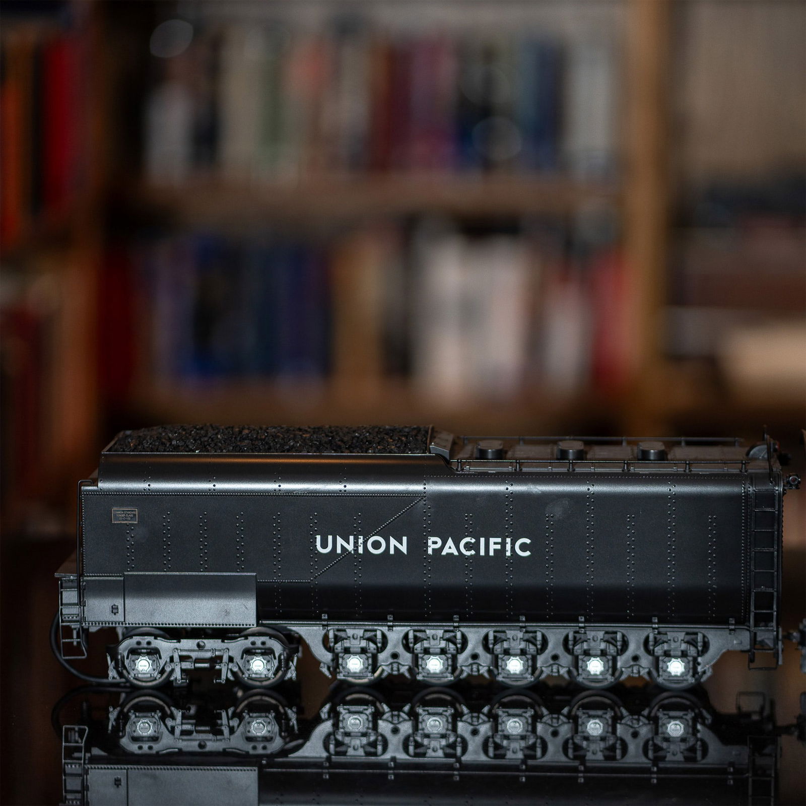 MTH RailKing One-Gauge Union Pacific Challenger Steam Engine (1 of 10)