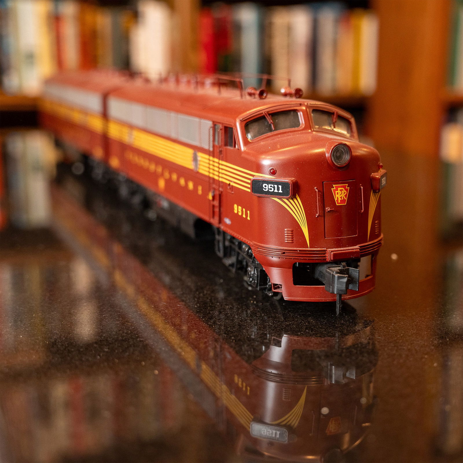 MTH RailKing Pennsylvania Railroad F-3 Diesel Locomotive (1 of 10)