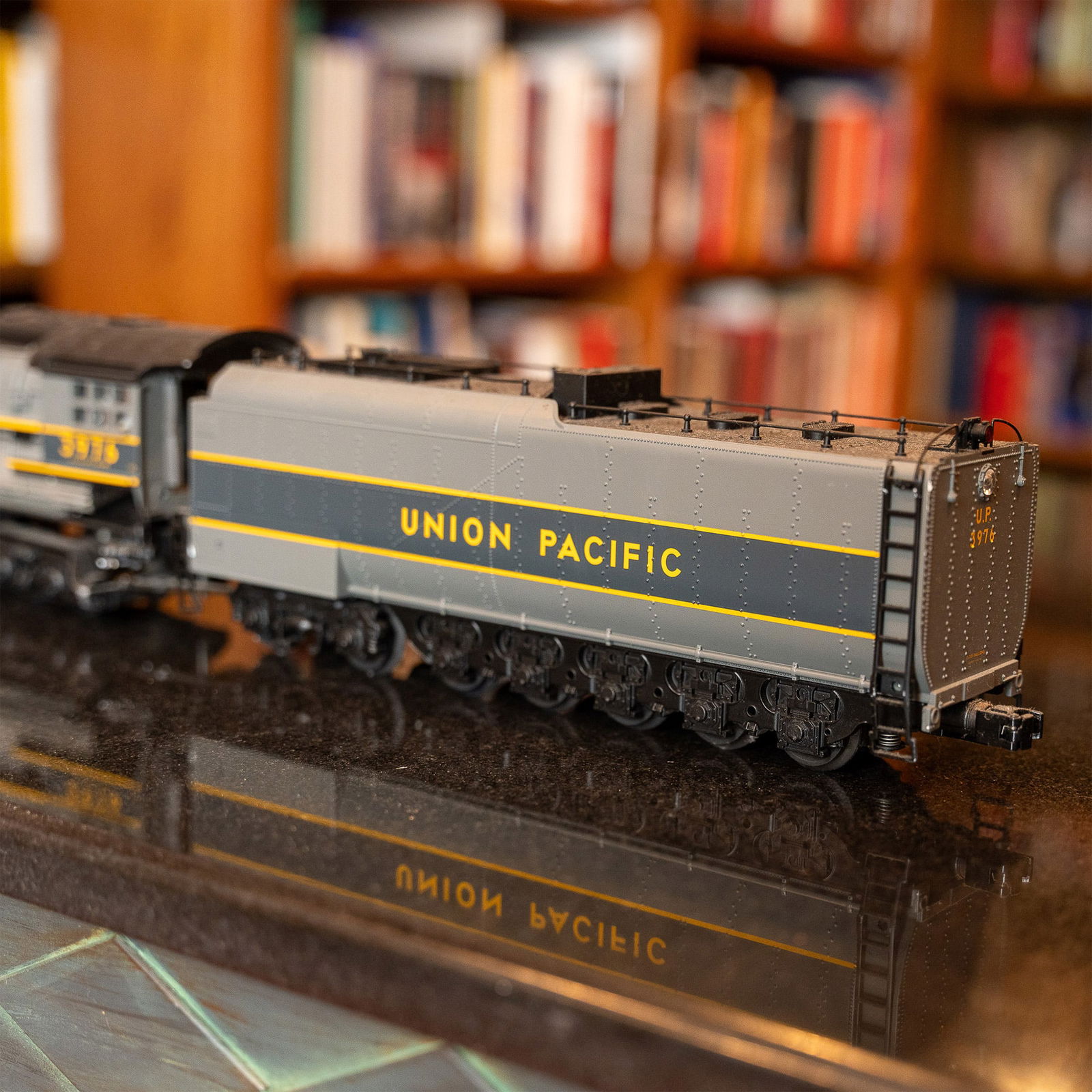 MTH Union Pacific Challenger Steam Engine Gauge Model Train (1 of 10)