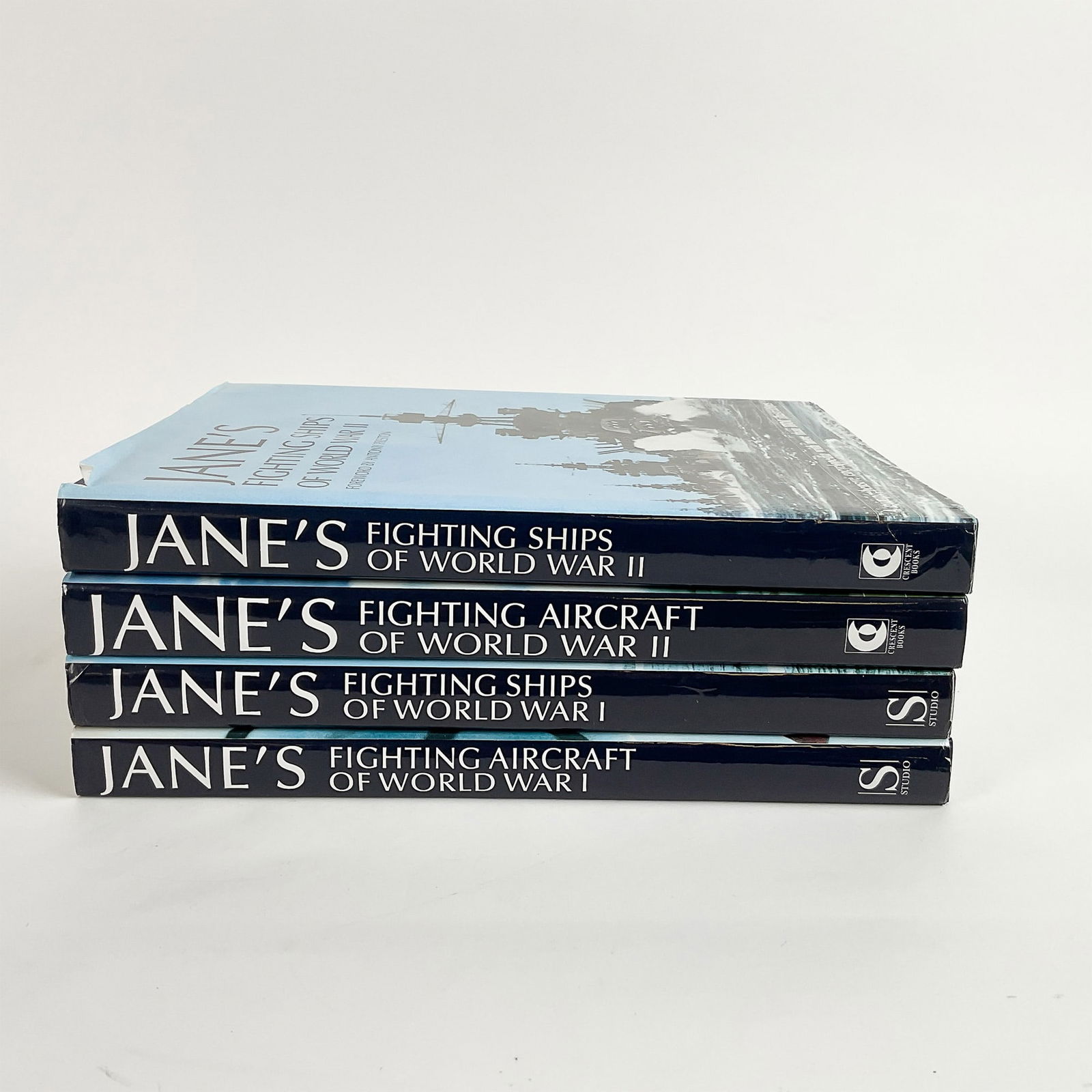 4 Jane Military Encyclopedic Books on Aircraft & Ships (1 of 4)