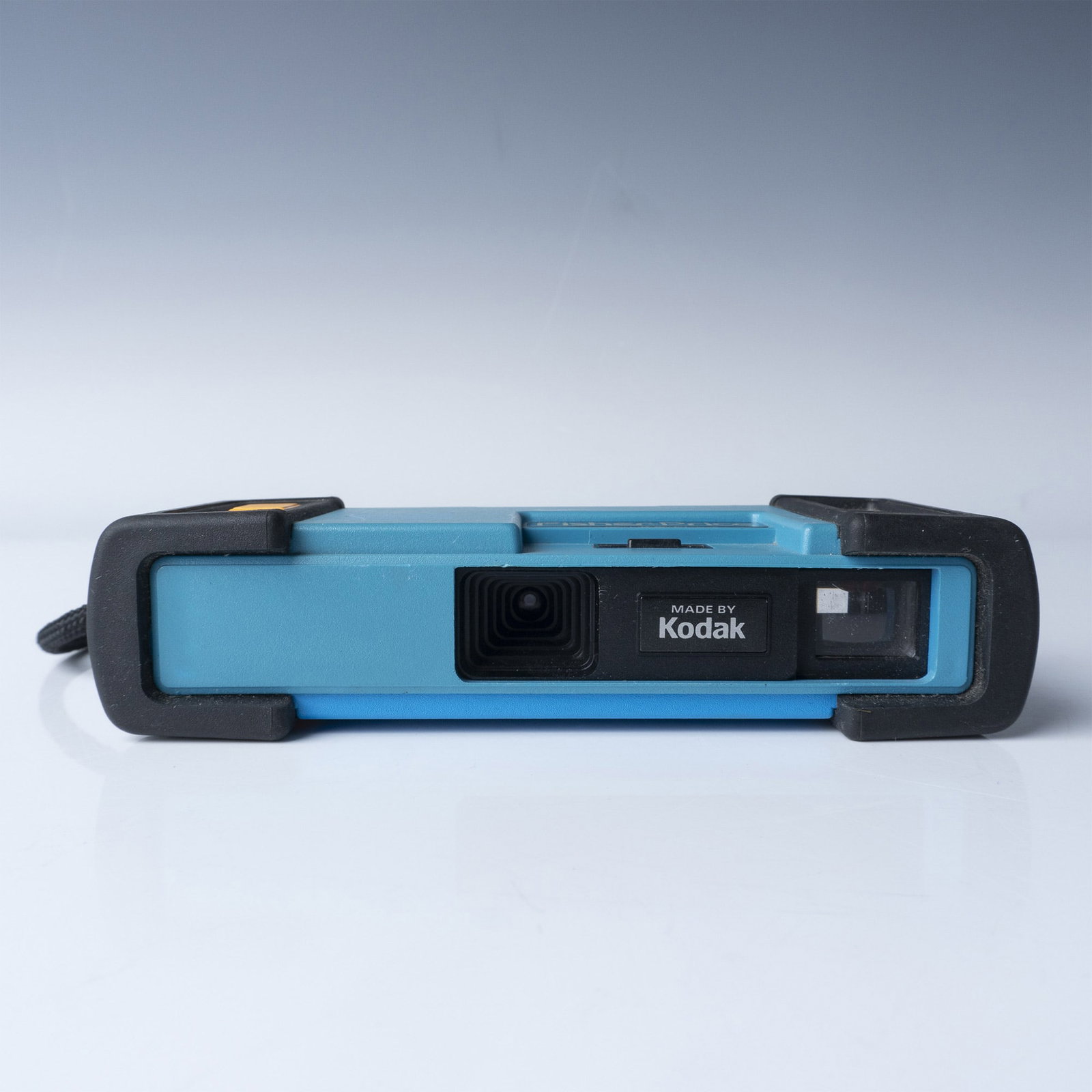 Fisher-Price Kodak Camera: Vintage Fisher-Price camera manufactured in 1984 in collaboration with Kodak. Designed as a durable and child-friendly toy, it features a vibrant teal body with black rubberized grips for added sturdi