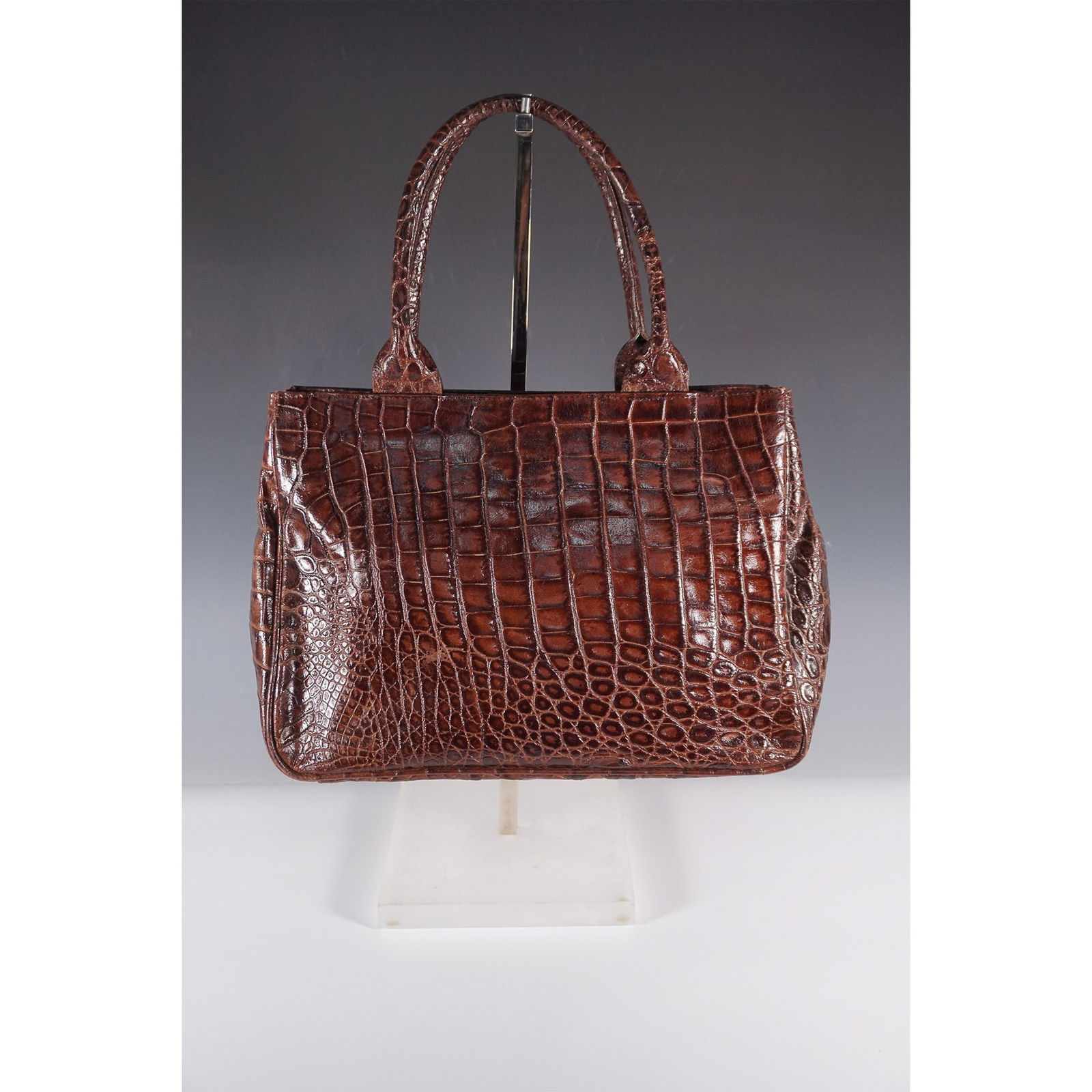 Veari Crocodile-Embossed Leather Tote Bag (1 of 5)