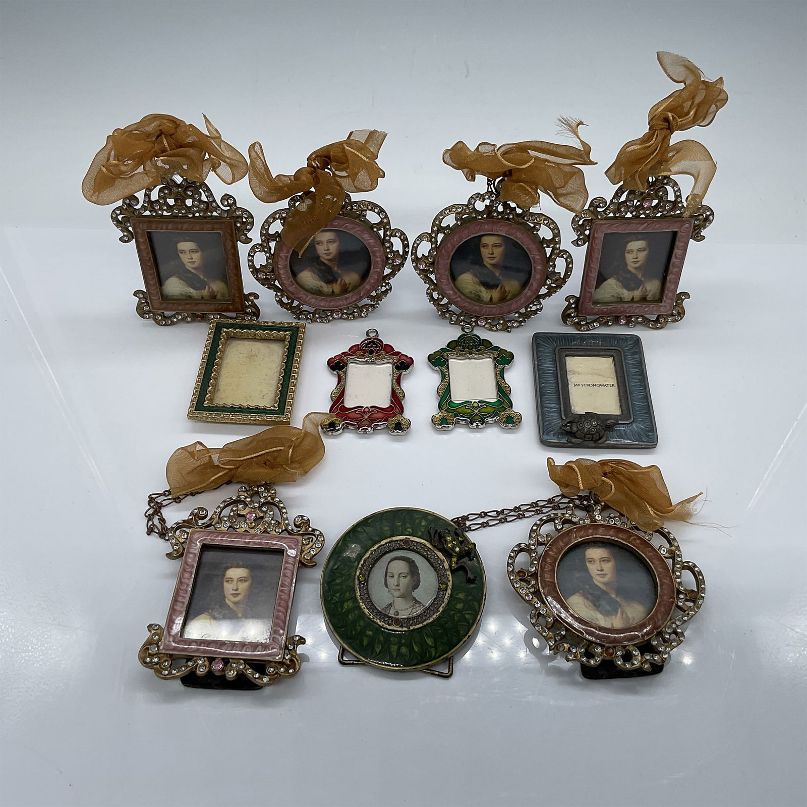 10pc Assorted Miniature Picture Frames with Portraits (1 of 4)