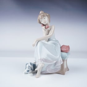 Lladro Porcelain Figurine, Chit Chat 1005466