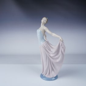 Lladro Porcelain Figurine, Dancer 01005050