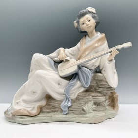 Nao by Lladro Porcelain Figurine, Geisha With Shamisen