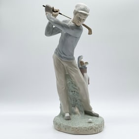 Lladro Porcelain Figurine, Golfer 1004824
