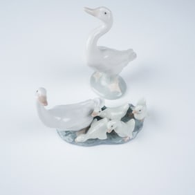 2pc Lladro Porcelain Figurines, Little Duck and Ducklings
