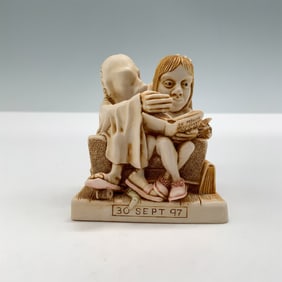 Harmony Kingdom Figurine, Cotton Anniversary, 1997