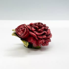 Harmony Kingdom Carnation Figure Box, 2001