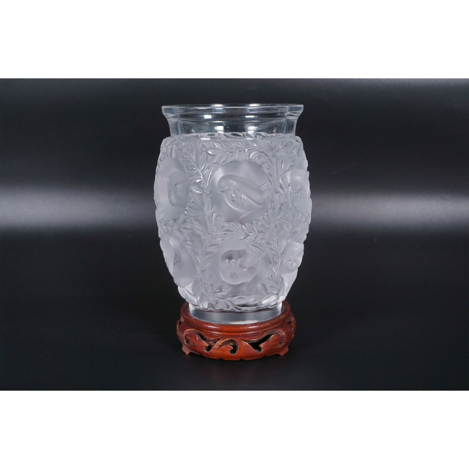 Lalique Elisabeth Frosted Crystal Bird Vase (1 of 4)