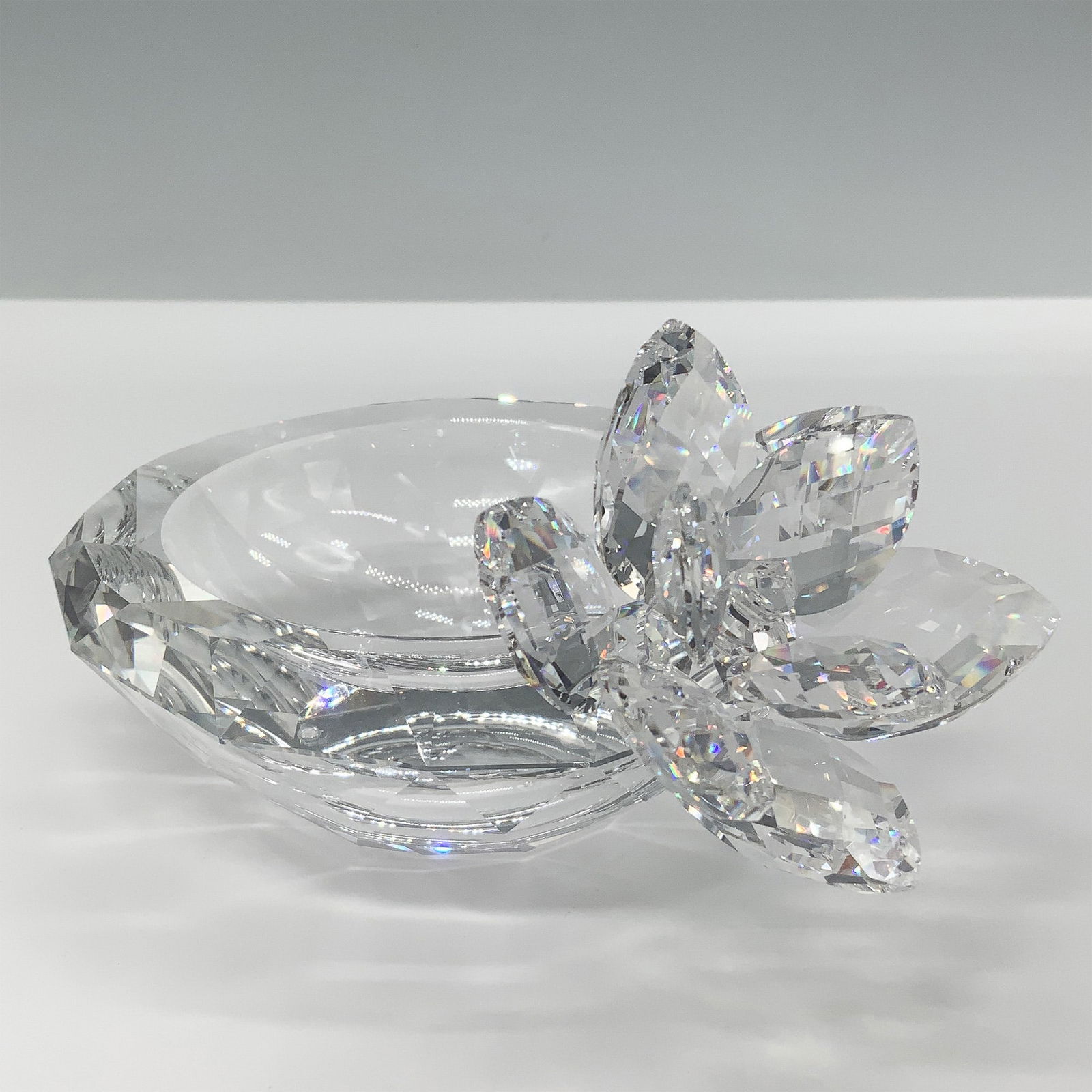 Swarovski Crystal Waterlily Bowl with Original Box (1 of 4)