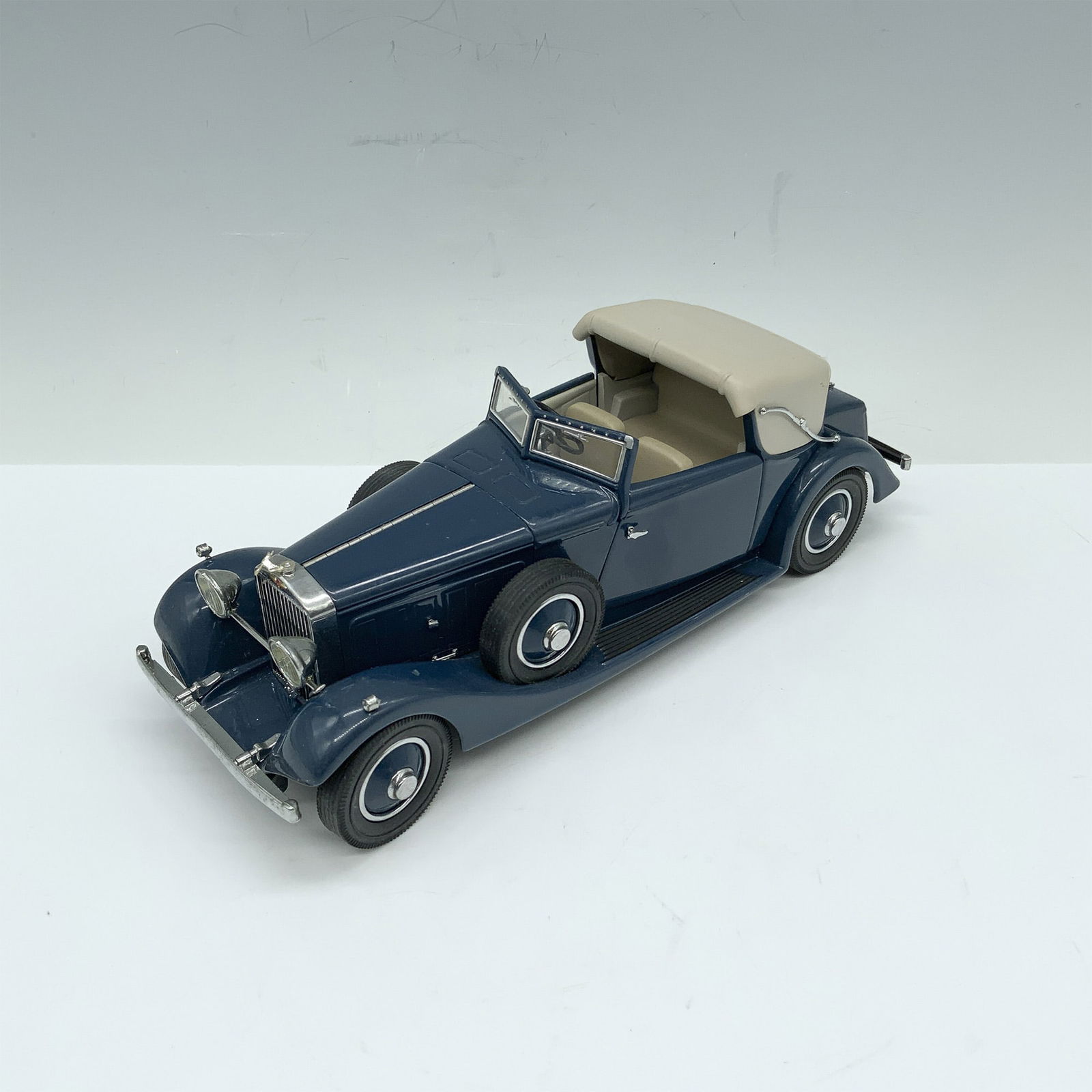 Danbury Mint 1934 Hispano-Suiza J12 Convertible Die-Cast (1 of 3)