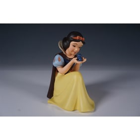 Disney WDCC Snow White Figurine, Pin and Bookmark