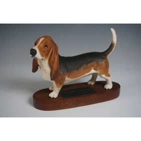 Beswick Basset Hound Figurine on Wooden Base