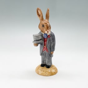Royal Doulton Bunnykins Figurine Room DB102