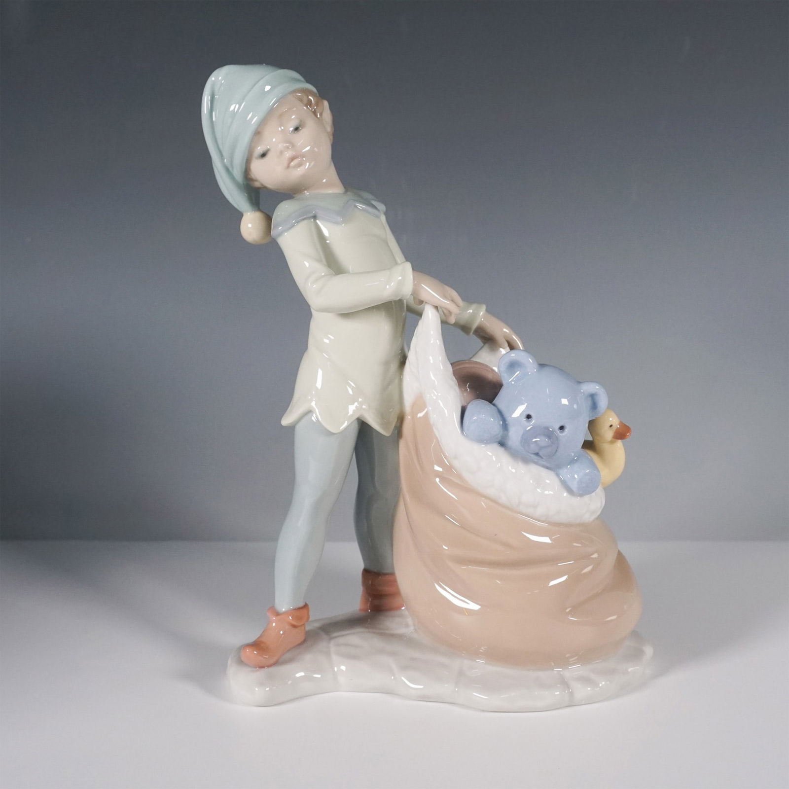 Lladro Porcelain Figurine, Santas Sack of Dreams 1006894 (1 of 5)