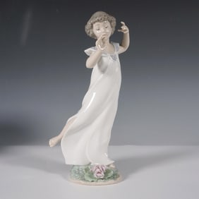 Lladro Porcelain Figurine, Violets Time of Innocence 1006947