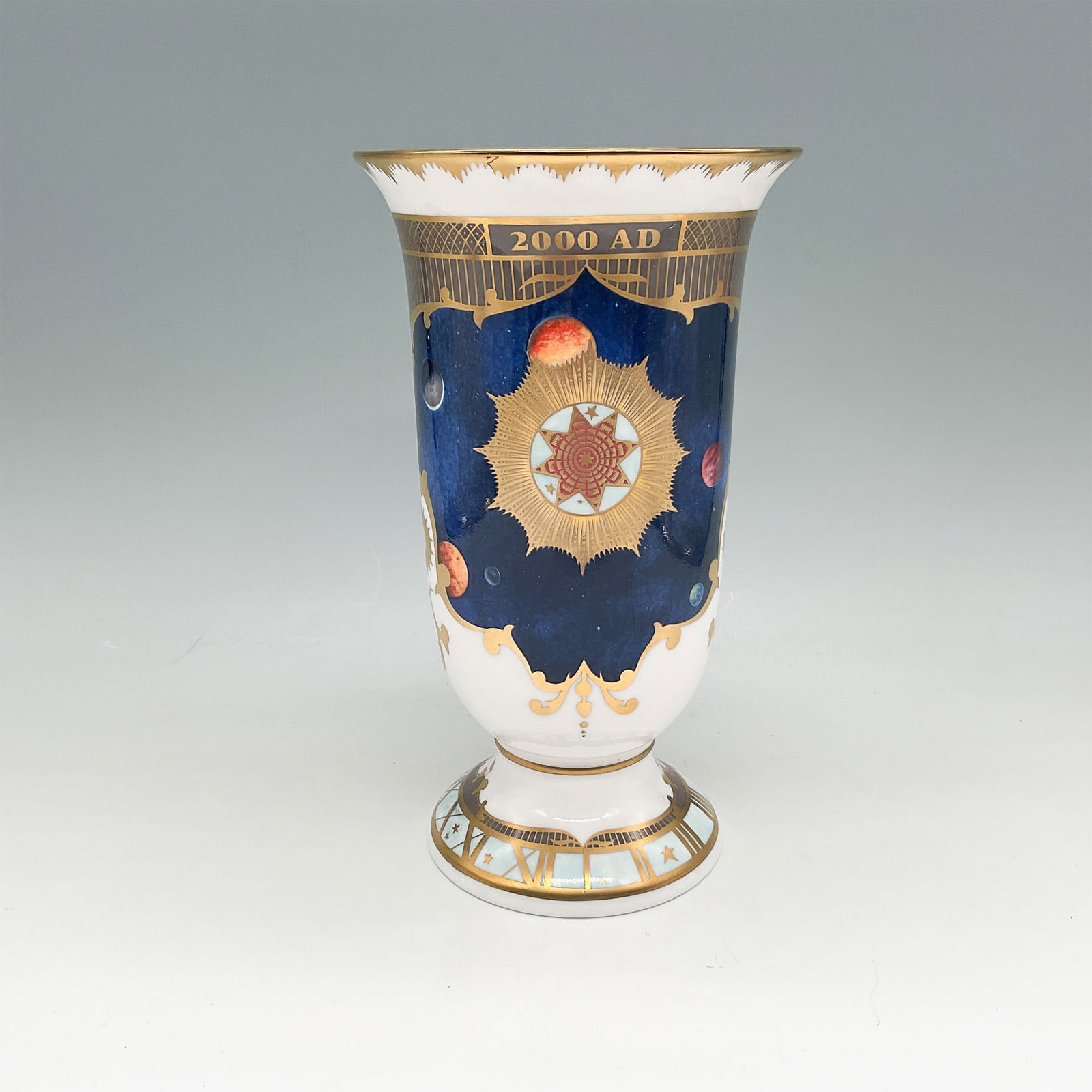 Royal Worcester The Millennium Vase (1 of 4)
