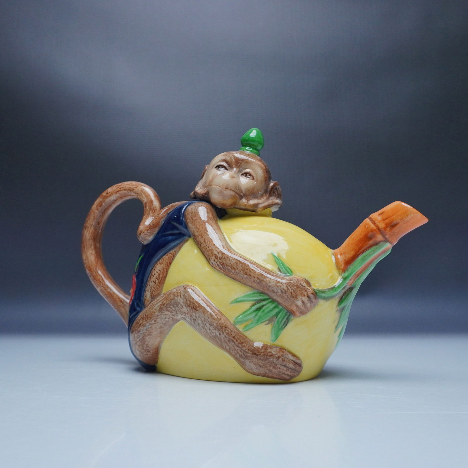 Minton Monkey Figural Teapot (1 of 5)