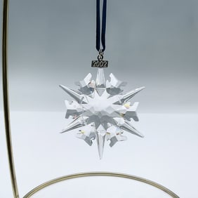 Swarovski Crystal Figurine, 2002 Christmas Ornament