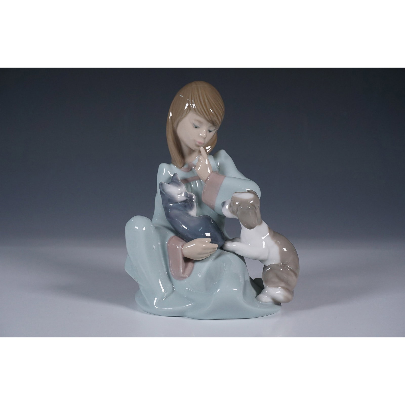 Cat Nap 01005640 - Lladro Figurine (1 of 4)
