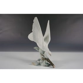 Turtle Dove 1004550 - Lladro Figurine