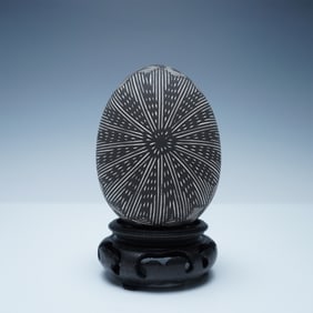 Black and White Etched Ceramic Seed Pot with Carved Wooden Base