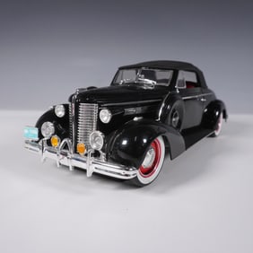 Signature Models 1:18 1938 Buick Y-Job Diecast Model Car