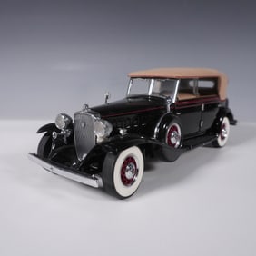 Franklin Mint 1933 Cadillac V16 All-Weather Phaeton Diecast Model